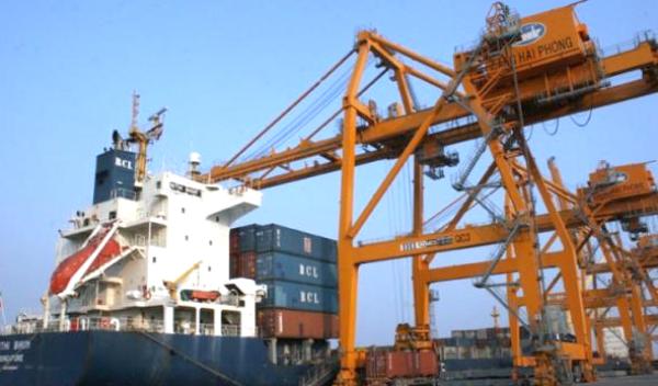 Ứng dụng cần trục nâng hạ container
